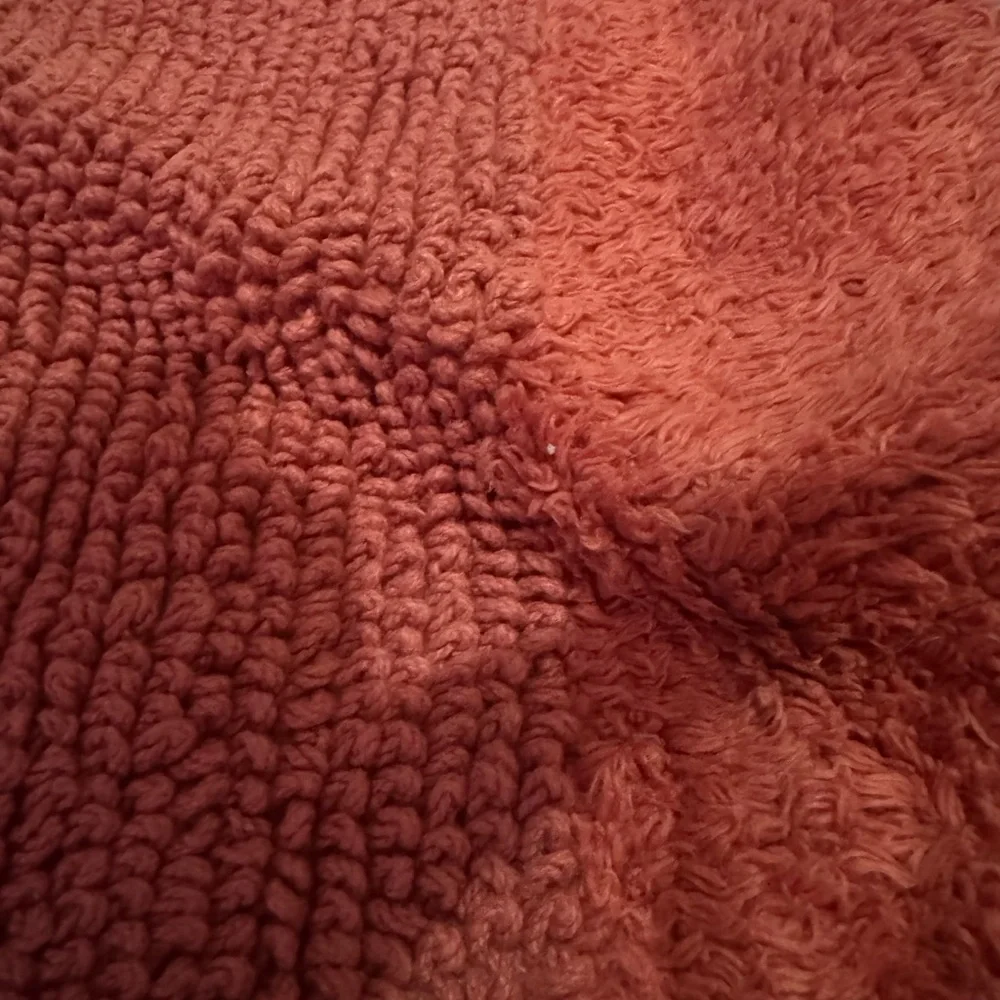 Sonoma bath rug 23x38